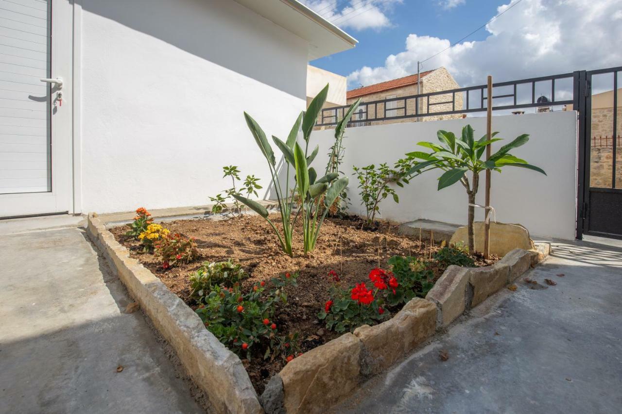Iliopetra Studio Sívas Екстериор снимка