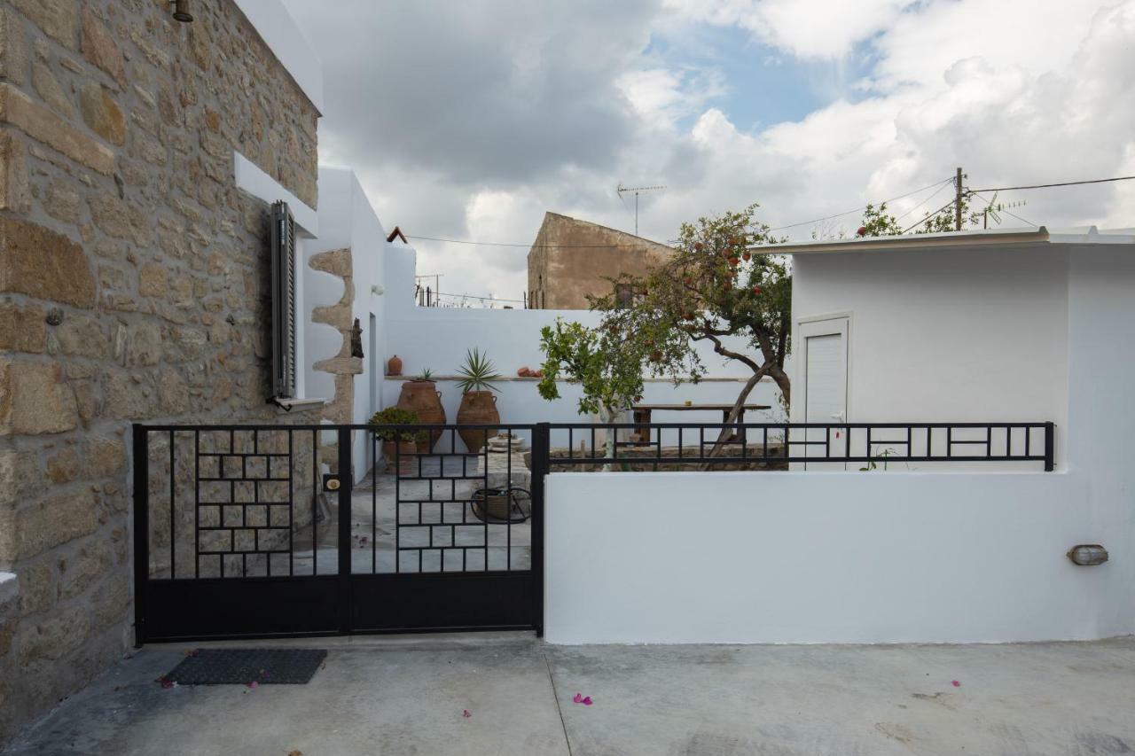 Iliopetra Studio Sívas Екстериор снимка